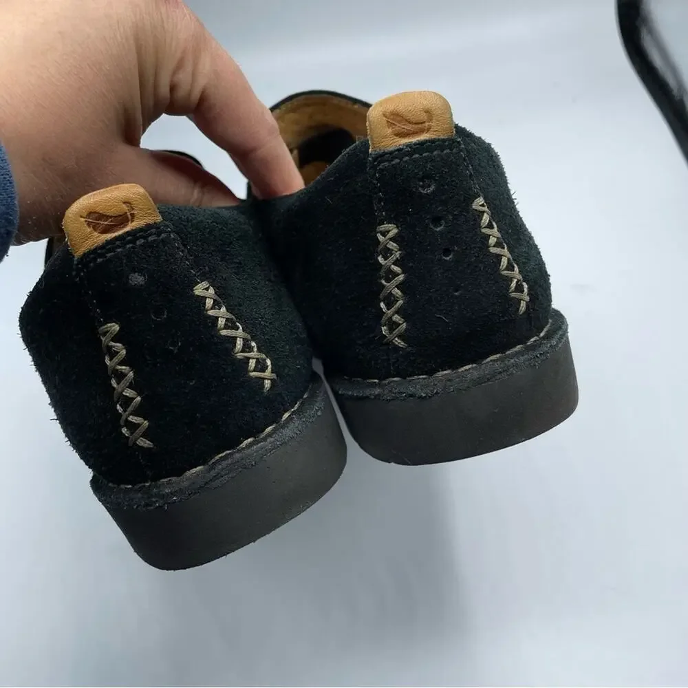Clarks artisan black